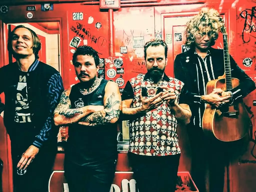 Entrevista a Los Zigarros: "Todo el mundo nos decía que era imposible, que no íbamos a llegar a nada con una banda de rock"
