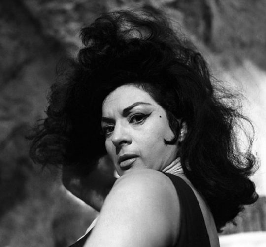 lola flores movistar