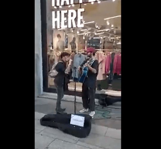 fito músico callejero