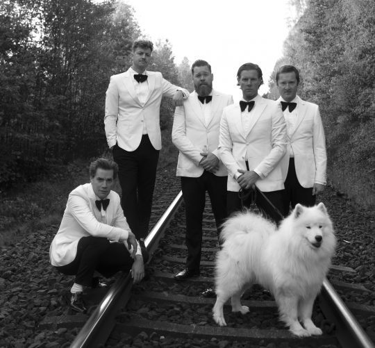 the hives en teatro eslava