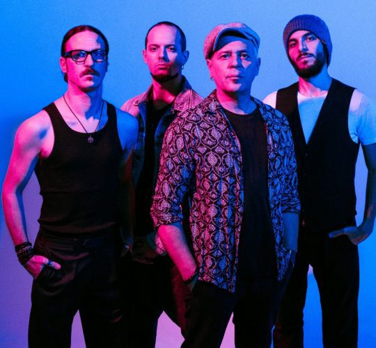 joven dolores sin más