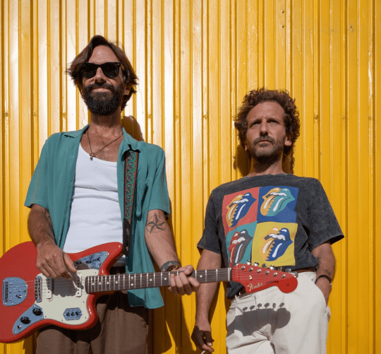 El dúo cordobés de los hermanos Bonier vuelva a la carga con su tercer lanzamiento, 'Cristales'.