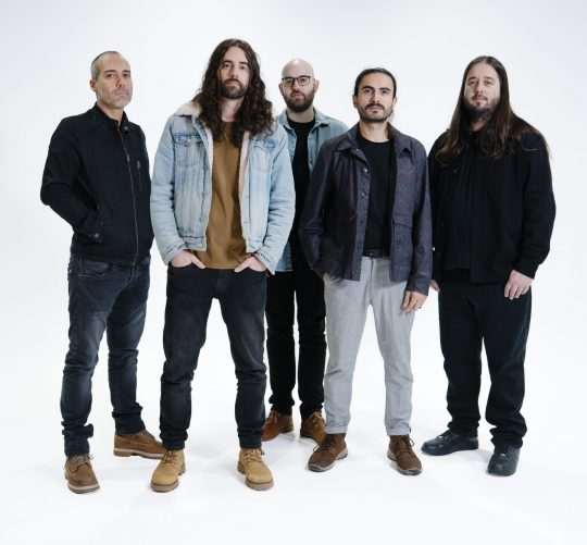 La banda bilbaína Aguanieve estrena este jueves en exclusiva en Mercadeo Pop su nuevo videoclip para la canción 'La estrella más fugaz'.