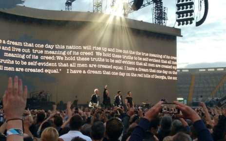 La historia de U2: el milagro irlandés nacido en una cocina en 1976