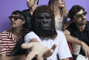 ELYELLA se muestra contundente en su nuevo single, “Tenemos la respuesta”, himno de pop y electrónica que el dúo lanza con Lori Meyers