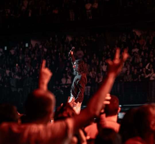 Concierto de Arde Bogotá en el WiZink Center de Madrid el 13 de diciembre de 2024