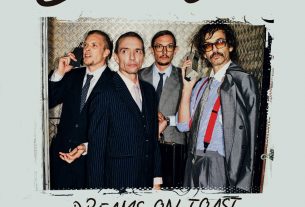 La banda británica The Darkness protagonizará una gira española el próximo mes de octubre de este año con citas en Barcelona, Madrid y Bilbao