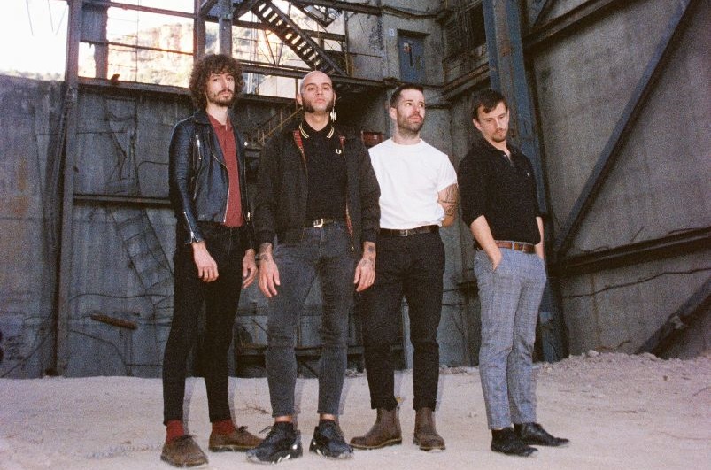 Medalla y Bala cargan contra la especulación en su nueva canción conjunta, pura contundencia, con el elocuente título de 'Amigo Mercado'