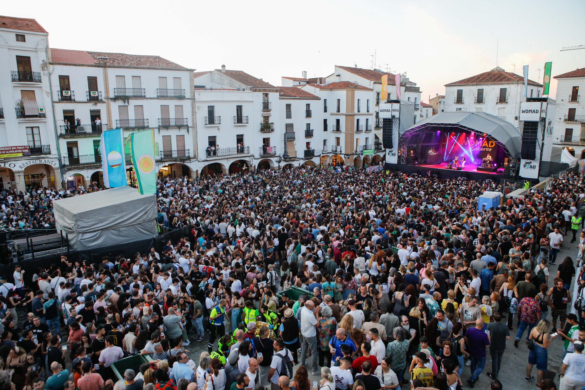 Sonde3 vuelve asumir la producción y de la 32 edición del famoso festival Womad Cáceres, que se celebrará el próximo mes de mayo de 2025.