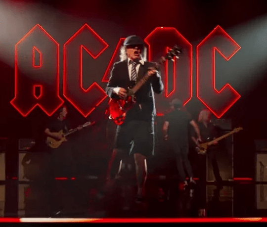 Angus Young de AC/DC