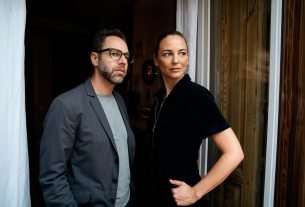 Leonor Watling y Leo Sidran presentan su nuevo proyecto conjunto, Leo & Leo, estrenando un primer single titulado 'Tonight someone is me'.