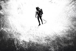 la banda madrileña Mr Cobol nos presenta su primer disco, bajo el título de 'El futuro ya no es lo que era' (2025).