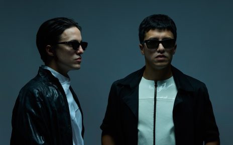 Entrevista a la banda argentina Peces Raros, que llena estadios en su país y en diciembre toca en Madrid (Sala Mon) y Barcelona (Razzmatazz).