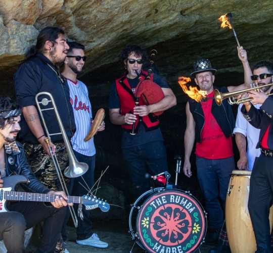 The Rumba Madre, proyecto musical encabezado por David Vila Diéguez, estrena en exclusiva en Mercadeo Pop su nuevo videoclip: 'Vibaporú'