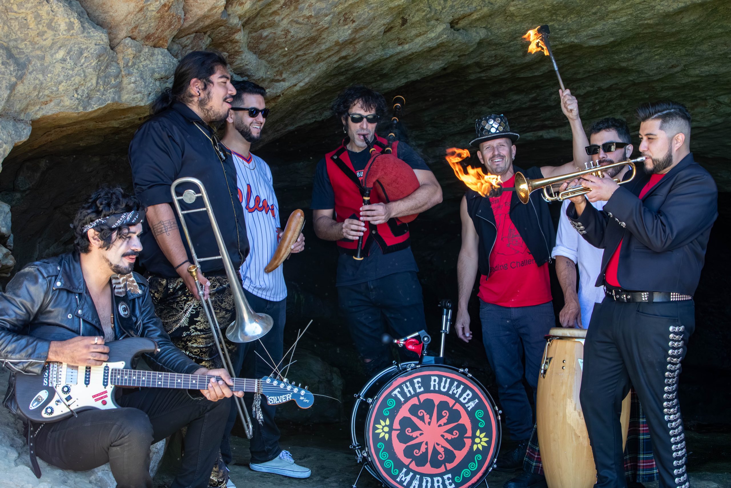 The Rumba Madre, proyecto musical encabezado por David Vila Diéguez, estrena en exclusiva en Mercadeo Pop su nuevo videoclip: 'Vibaporú'