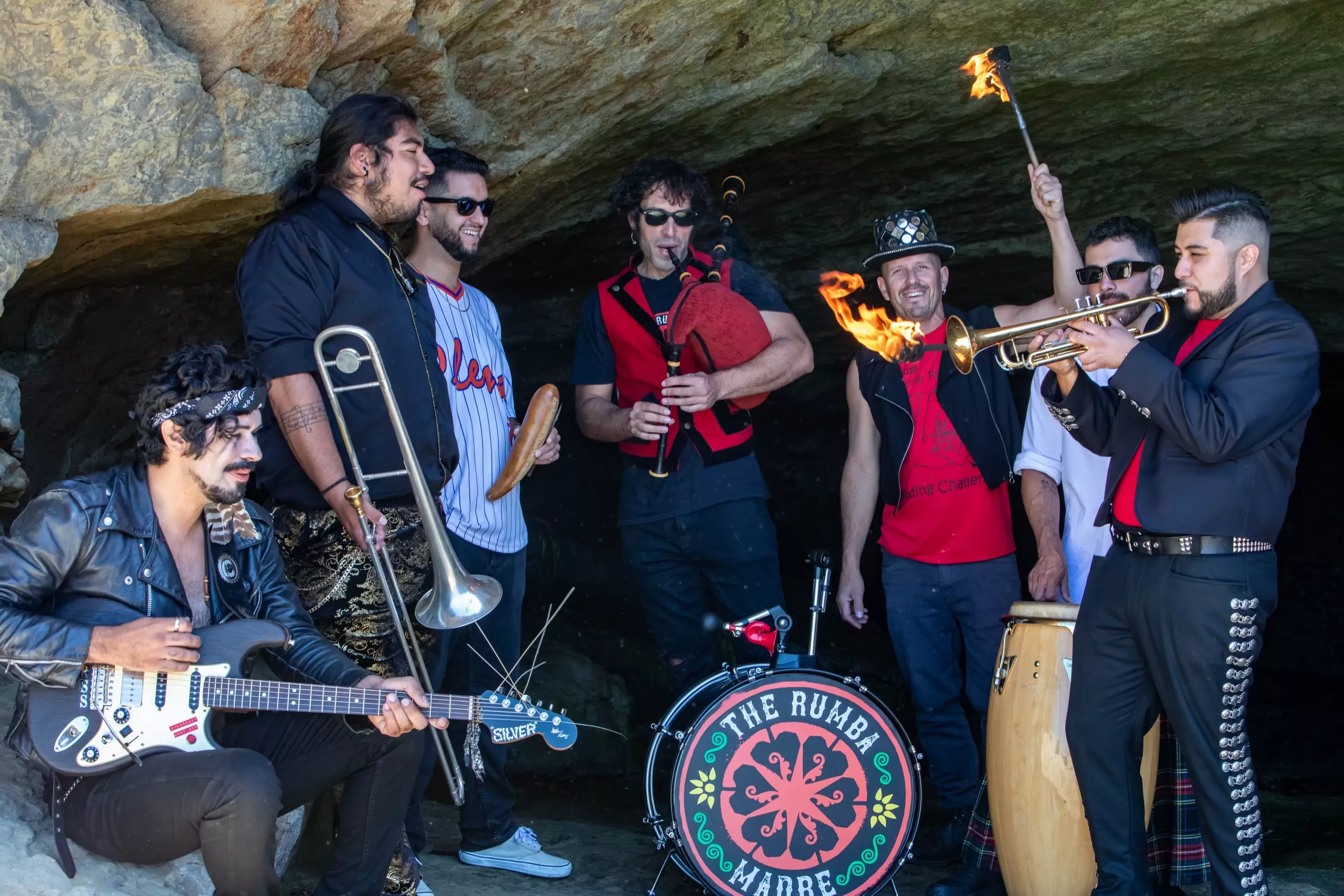 The Rumba Madre, proyecto musical encabezado por David Vila Diéguez, estrena en exclusiva en Mercadeo Pop su nuevo videoclip: 'Vibaporú'