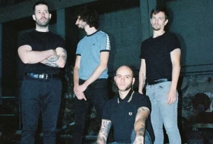 Medalla pisa el acelerador al máximo en 'Música Máquina', un nuevo disco (el quinto ya) que se siente prácticamente como un álbum de debut