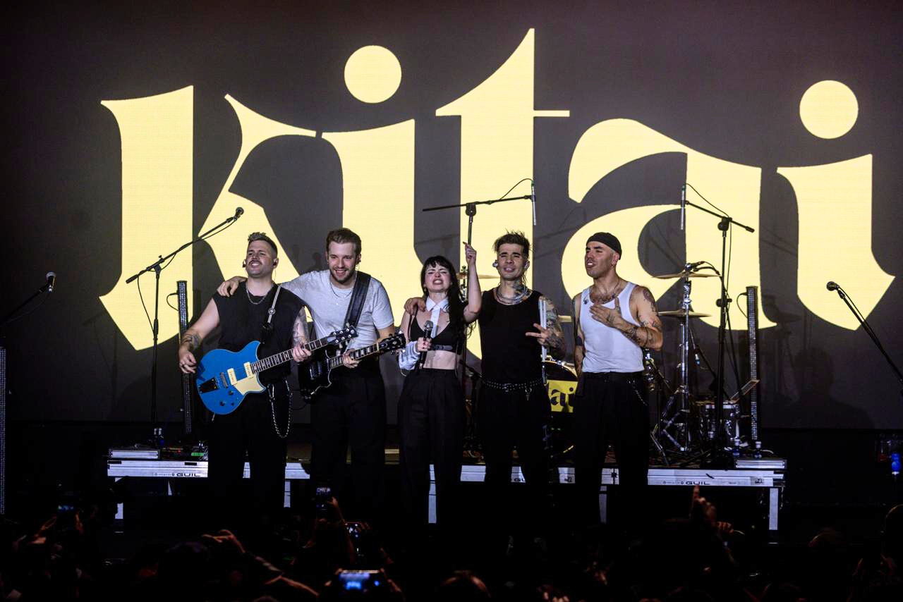 Crónica del poderoso y potente concierto de la banda de rock Kitai en la Sala del Movistar Arena de Madrid el viernes 14 de noviembre de 2025