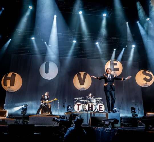 RELACIONADO Crónica de los Hives en Joy Eslava en marzo de 2022 Entrevista a The Hives: “Somos un camión de bomberos chocando contra una casa de muñecas” Así fue el concierto de los Hives en La Riviera en 2012 Concierto de The Hives en 2008 en La Riviera madrileña