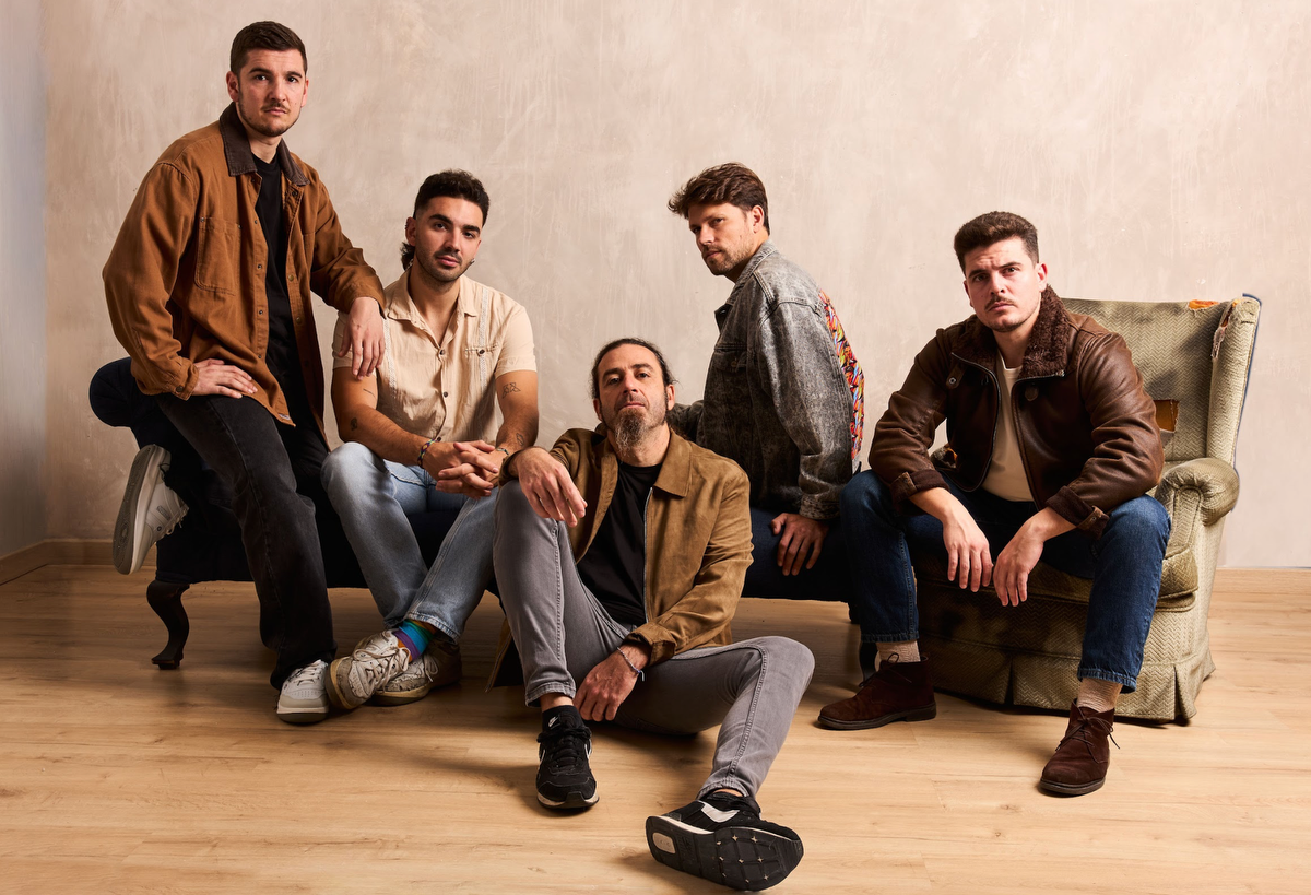 La banda Pared con Pared lanza su segundo disco, ya disponible en todas las plataformas de streaming con el título de 'Generación H'