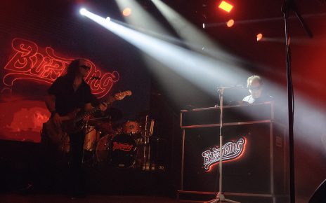 Concierto de Burning en La Riviera en 2025