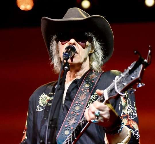 Fotos del concierto de The Waterboys en Barcelona el 27 de noviembre. Son de Houston Party Music.