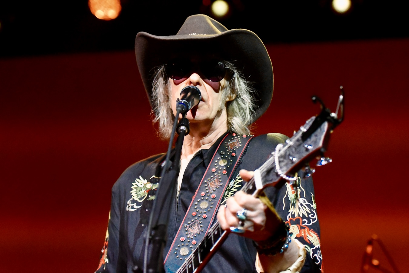 Fotos del concierto de The Waterboys en Barcelona el 27 de noviembre. Son de Houston Party Music.