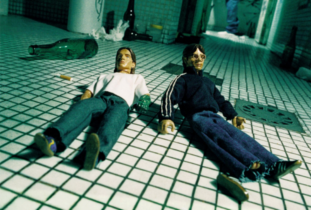 El nuevo disco de Cora Yako está muy guapo. En esta loca casa, donde la música, como el heroico mar, no cesa, se ha decidido que sí