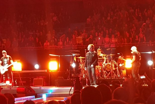 U2 regresa con 'Days of Ash'