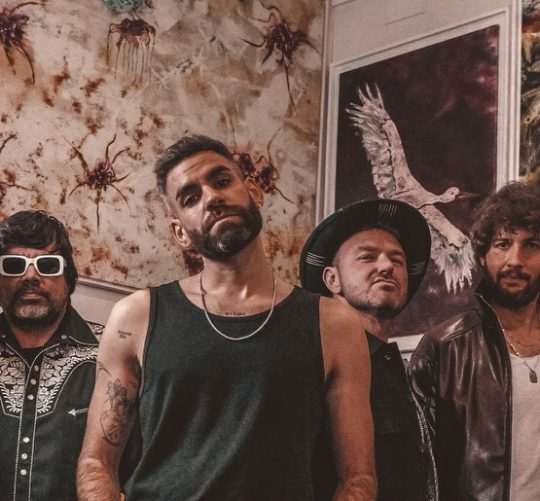 Vuelo Fidji presenta su nuevo single y videoclip, 'Pasta'. Una de sus piezas más emocionales y directas hasta la fecha
