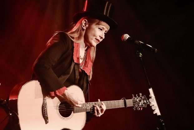 Crónica del concierto de Suzanne Vega en la Sala But de Madrid el martes 31 de marzo de 2026.