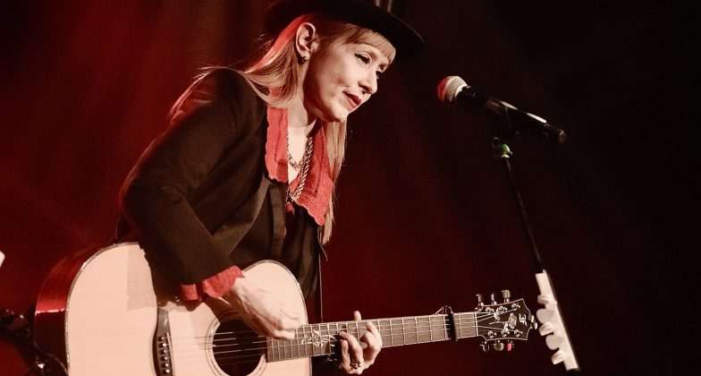 Crónica del concierto de Suzanne Vega en la Sala But de Madrid el martes 31 de marzo de 2026.