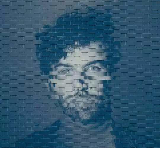 Guille Galván publica su primer disco en solitario al margen de Vetusta Morla, 'Nadie con ese nombre vive aquí' (Esmerarte, 2026).