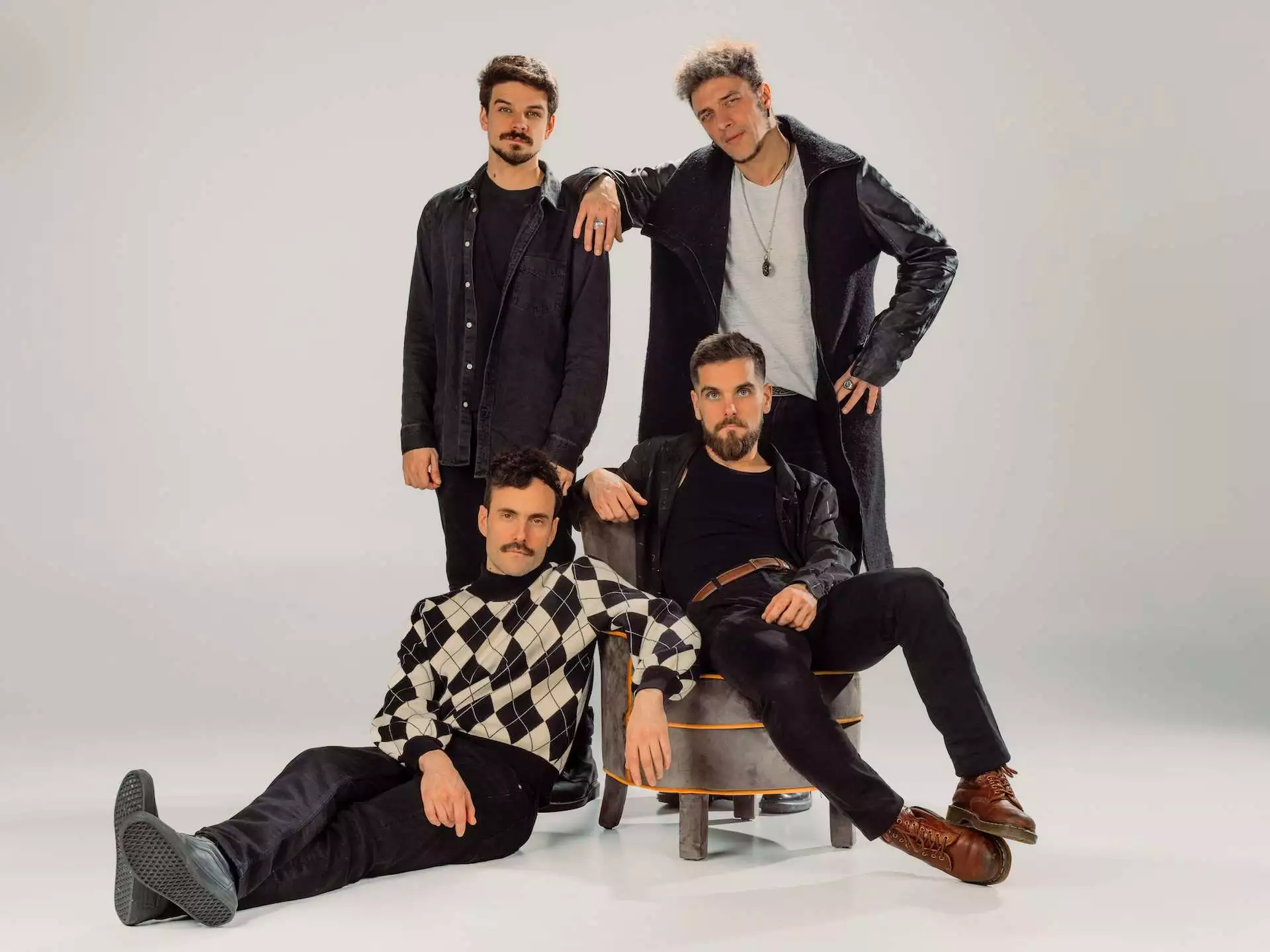 Shinova presenta 'La Tormenta Perfecta', un EP de cuatro capítulos que utiliza la música y el lenguaje audiovisual para narrar una historia
