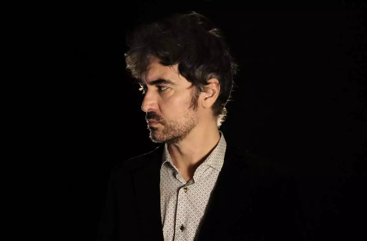 Sean Frutos presenta 'En la fuente', segunda canción que podemos escuchar de su futuro primer disco en solitario tras la separación de Second
