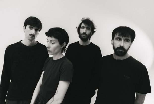 Viva Belgrado regresa con 'Un andalucito más', primer single de su próximo nuevo disco, 'Mientras el Guadalquivir fluye y fluye y fluye'
