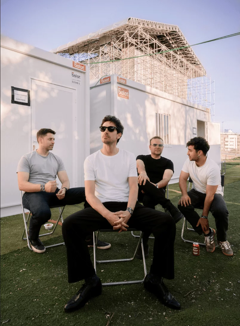 Valiente Bosque presenta 'Fuerza de gravedad', un single sobre la manipulación emocional y poder romper con aquello que nos arrastra