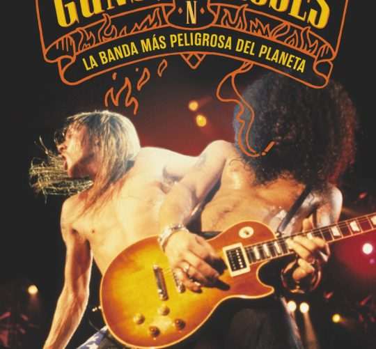 Desde hace unos días está ya en librerías el nuevo libro 'Guns n' Roses: la banda más peligrosa del planeta' (Alianza Editorial, 2026).